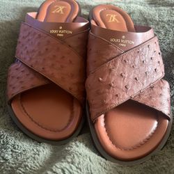 Men Ostrich Louis Vuitton slides Size 10M