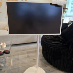 LG Stand By Me Protable Smart TV 