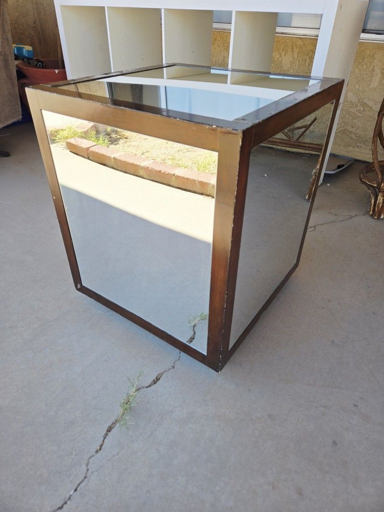 20"×24" Square Mirrored Rolling Side Table