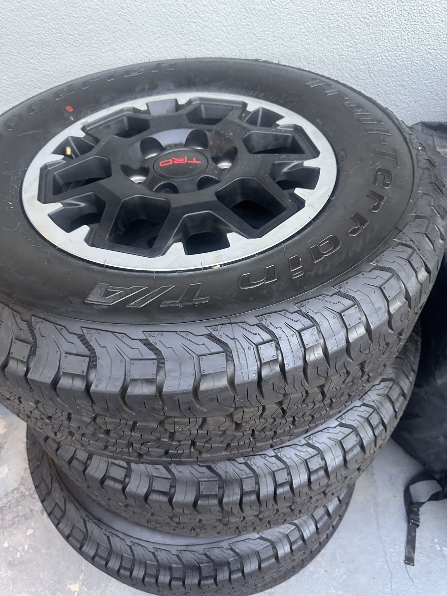 TACOMA 2025 WHEELS & TIRES
