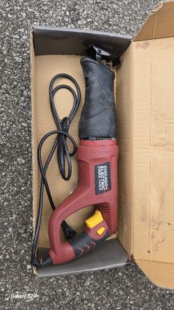 Chicago Electric 6 Amp Reciprocating Saw with Rotating Handle
