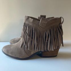 Restricted Suede Fringe Booties Size 8.5 Boho Western Southwestern Women’s 