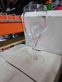 14oz glass water/wine goblets set of 24
