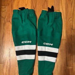 CCM Hockey Official Embroidered Velcro Tube Socks Dallas Stars Green Size Youth Excellent Condition Only Worn Once