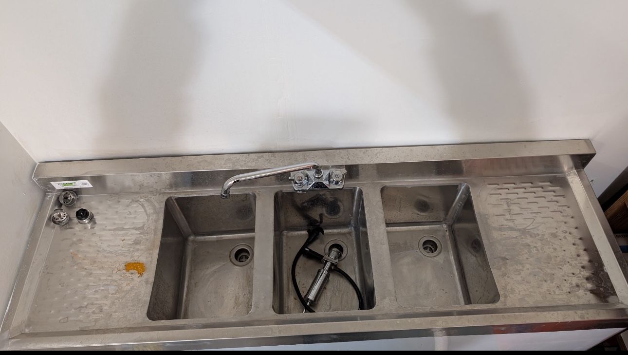 Regency 3 Bowl Sink (New In Box Never Used/Opened)