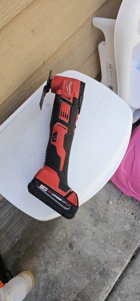 Milwaukee Multi Tool