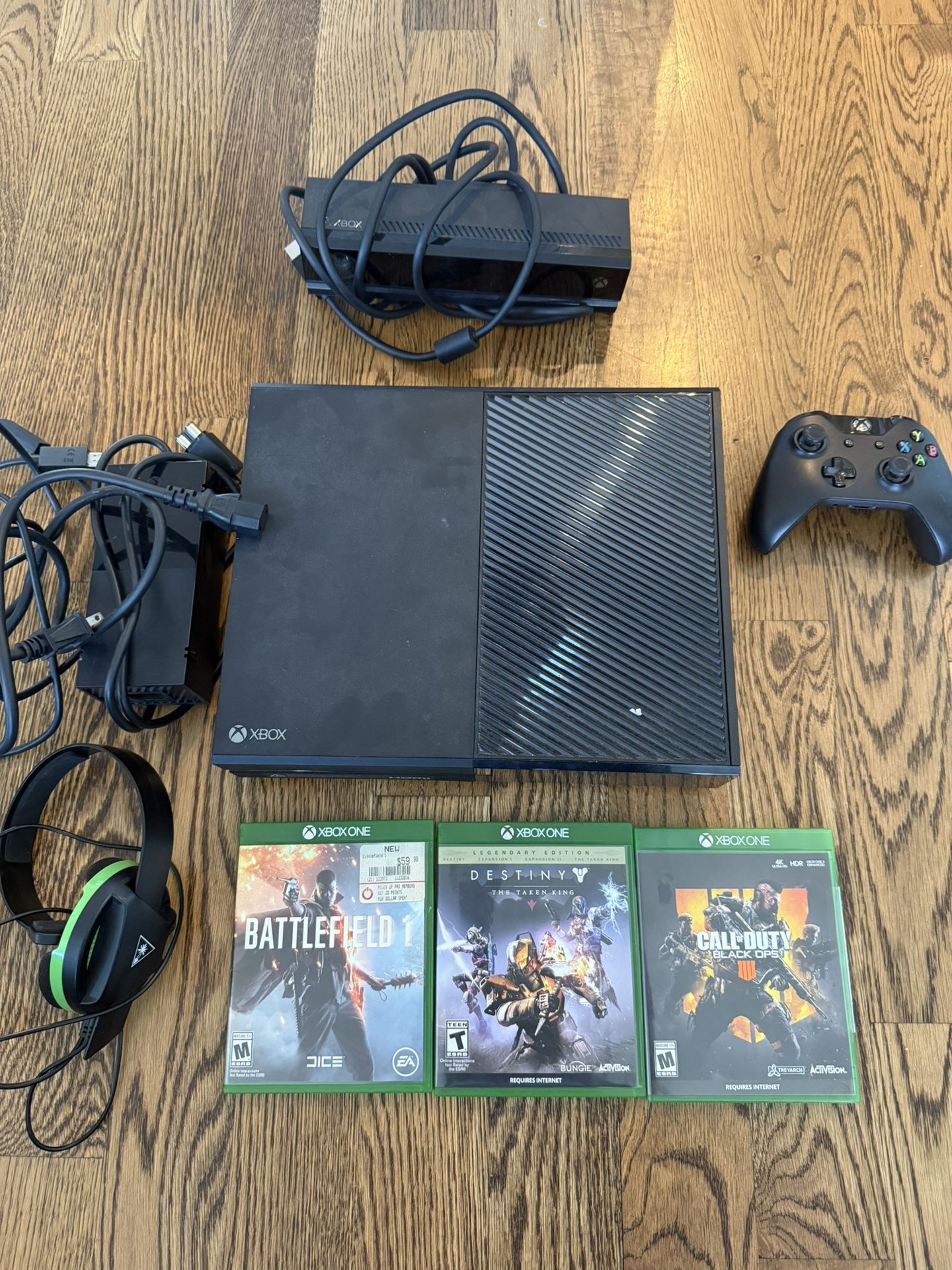 Xbox one with accessories !!NEED GONE ASAP!!