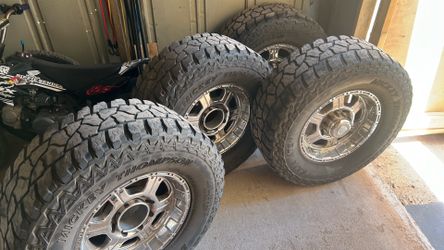 $350 wheels TIRES lugs