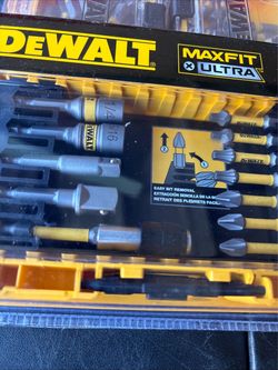 DeWalt max fit ultra 60 piece screwdriver bit set DWAUMF60SET