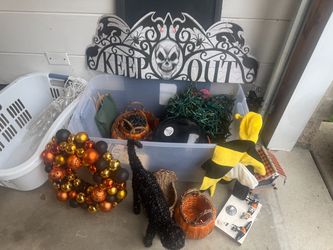 Halloween decoration set