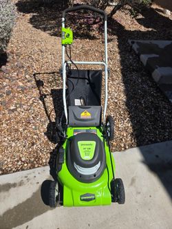 Electric Lawnmower