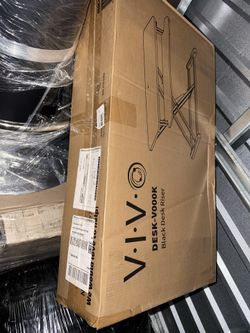 This is a VIVO 32 inch Desk Converter, K Series, Height Adjustable Sit to Stand Riser, Black, model DESK-V000K.  