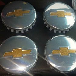 4pc 3.25in Chevy Center Hub Caps