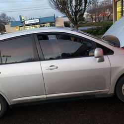 Nissian Versa , 2011 . 4 Door 