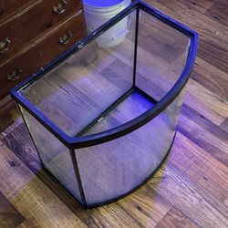 20 Gallon Bowfront Fish Tank
