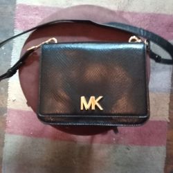 PURSE(East Boston)