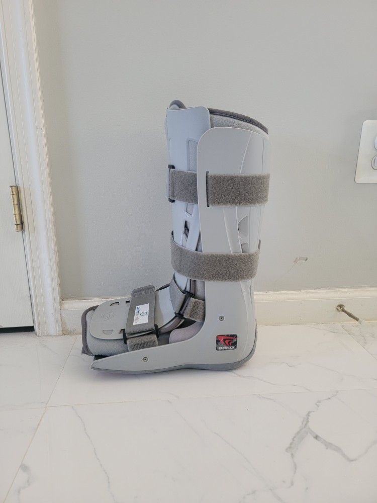 Aircast Orthopedic Walking Boot- Unisex, Size Large