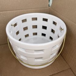 Ceramic Basket With Handle