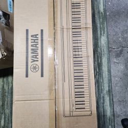 Yamaha Digital Piano P-71b 