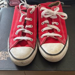 Converse Red Size 2 