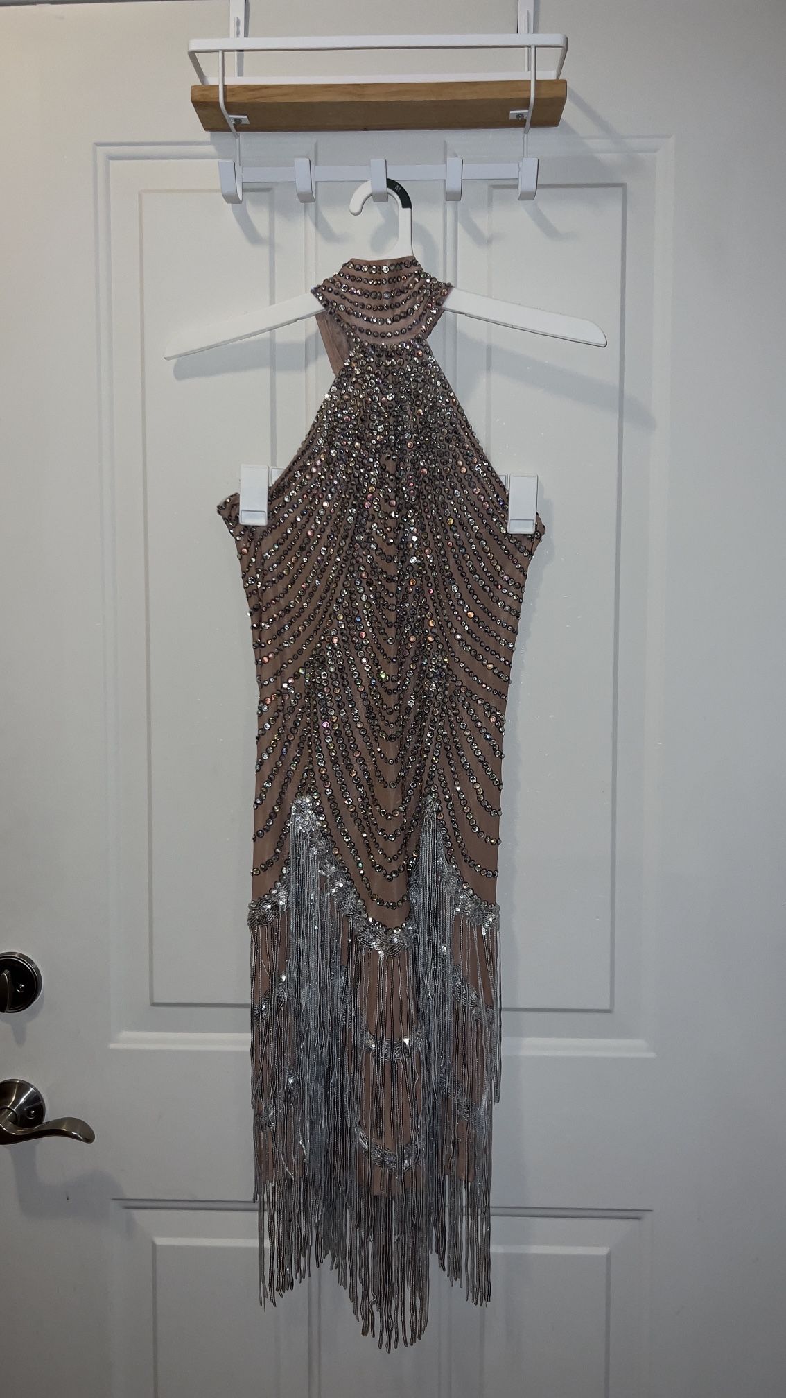 Women’s Festival Outfit