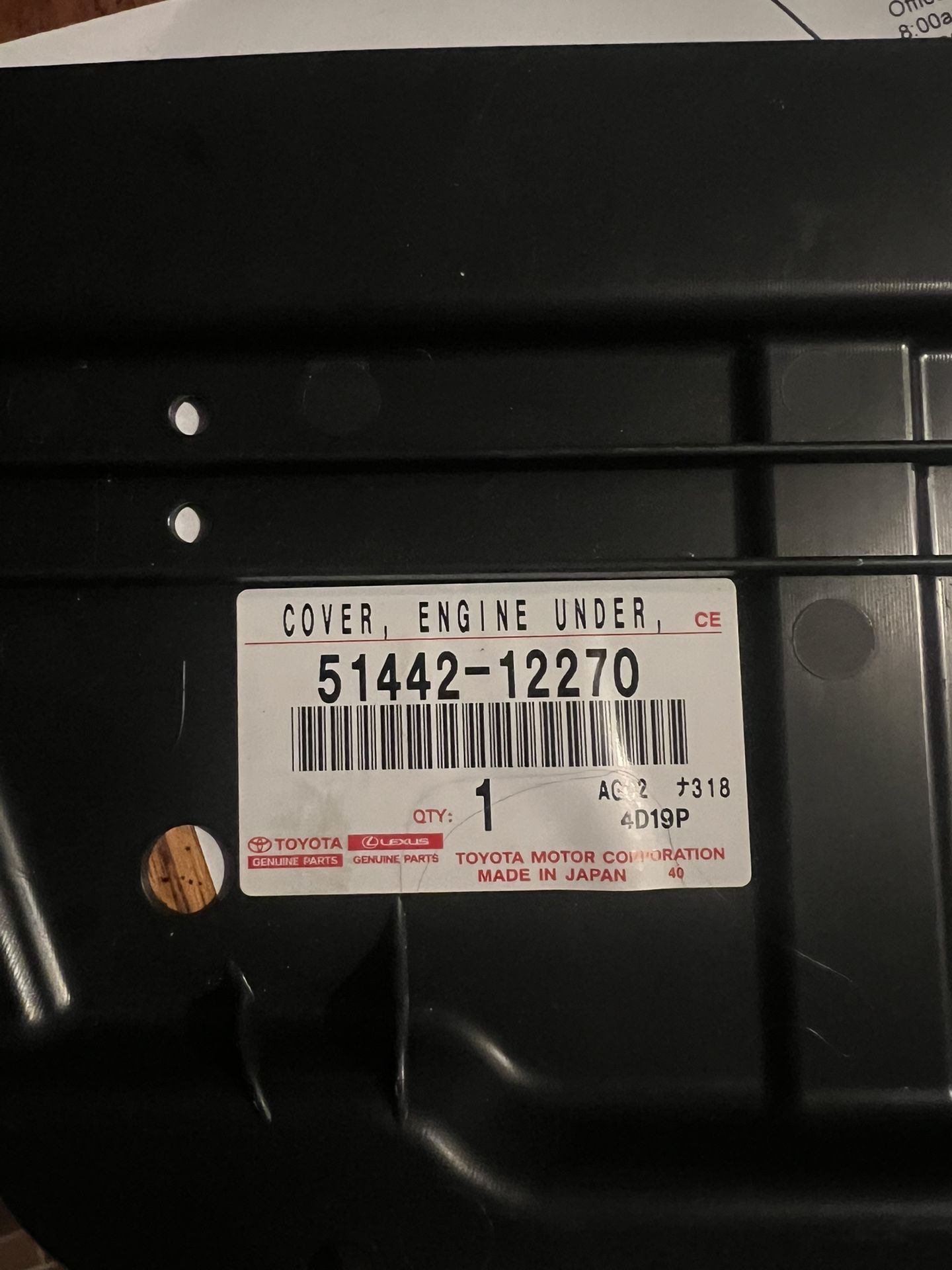2008 Toyota Yaris under Engine Cover