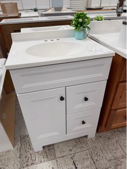 Bathroom cabinet
