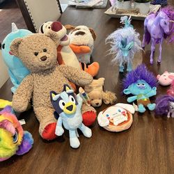 Stuffy/toy Lot