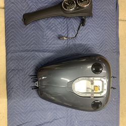 Harley Dyna gas tank and gauges