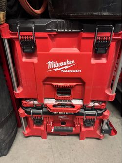 Milwaukee tool boxes