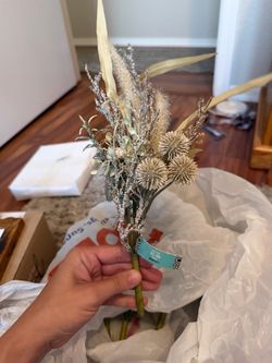 Faux flowers/vases