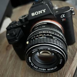 Sony A7r ii  With Lens 