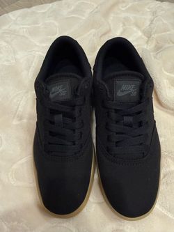 Nike SB Low-Top Skate Shoes