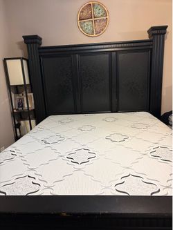 Queen bed and mattress