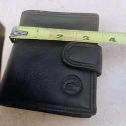 Men's Leather Bifold Wallet: Elephant D'or, Cuir de Vachette- Brand New never used