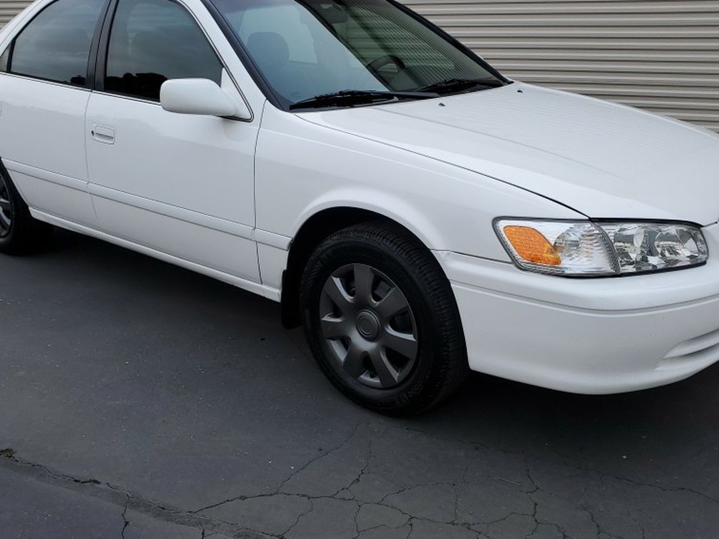 2001 Toyota Camry