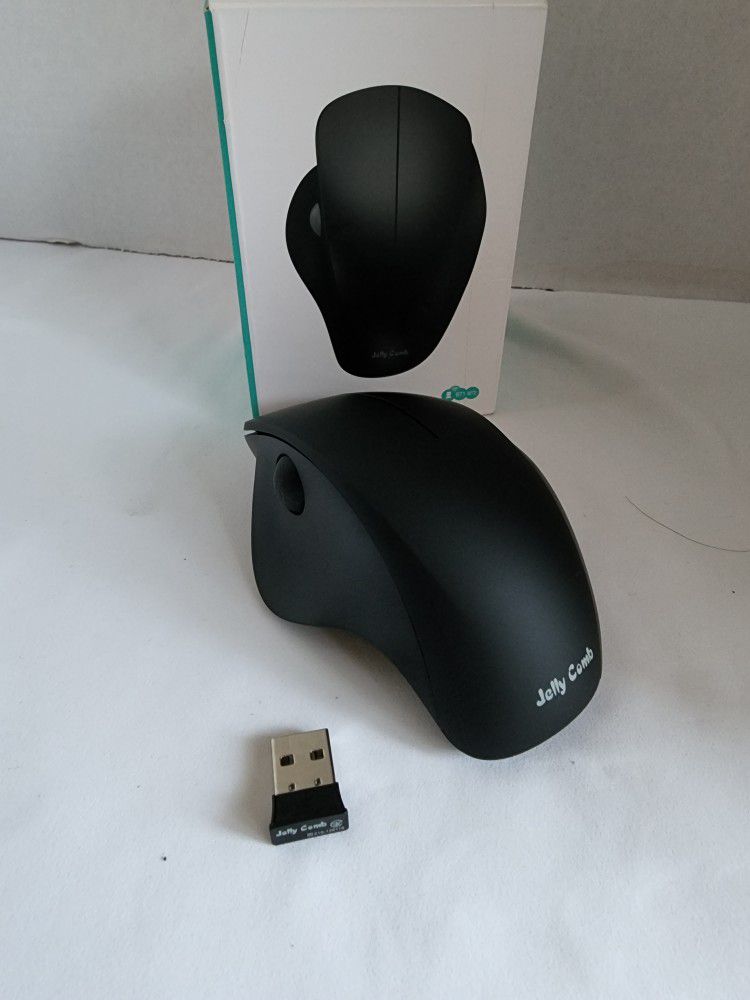 Jelly Comb 2.4G wireless+ Bluetooth mouse  
Work with two Bluetooth devices also work with USB dongle