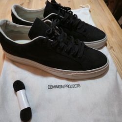 COMMON PROJECTS
Retro Classic Suede-Trimmed Full-Grain Leather Sneakers