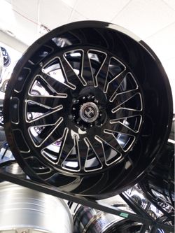 ​🔥 22x12 Custom Wheels | 6x139.7 Bolt Pattern 🔥 ​Looking for that aggressive, deep-dish stance for your truck or SUV? We have brand-new 22x12 wheels