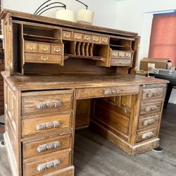 Vintage Solid Wood Roll-Top Style Desk with Hutch