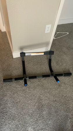 Indoor Pull up bar