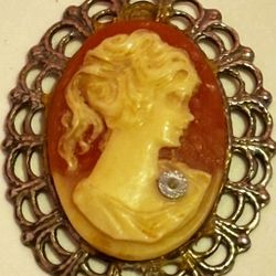 Vintage cameo