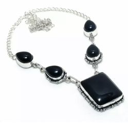 SALE.. SALE!! $28 Onyx Necklace 