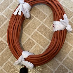 85 ft. EXTENSION CORD