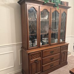 Solid Wood Dining Set w/ China Cabinet – Excellent Condition