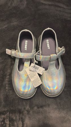 Old Navy chunky metallic Mary Jane’s size 12