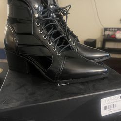 7.5 Women Black Boots