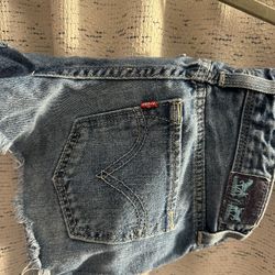 WOMEN LEVI SHORT