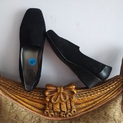 Women Shoes Size 10 New In Box 