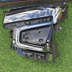 Chevrolet Tahoe headlamp 2021 2022 2023 2024 Left Side (Driver)OEM LED